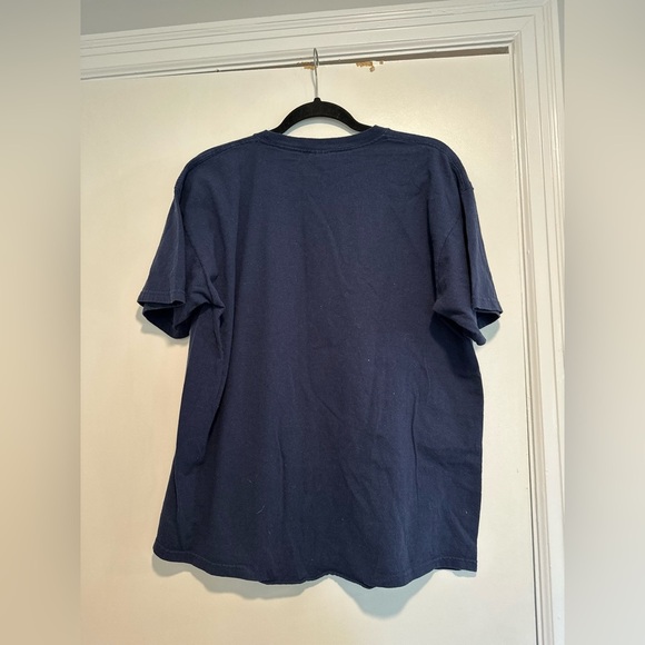 Vintage Hooters “I’d Tap That” Mens Large Blue Distressed Keg Graphic Tee. - Picture 2 of 9